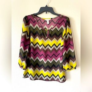 Banana Republic Sheer Chevron Print Top Women’s Size M